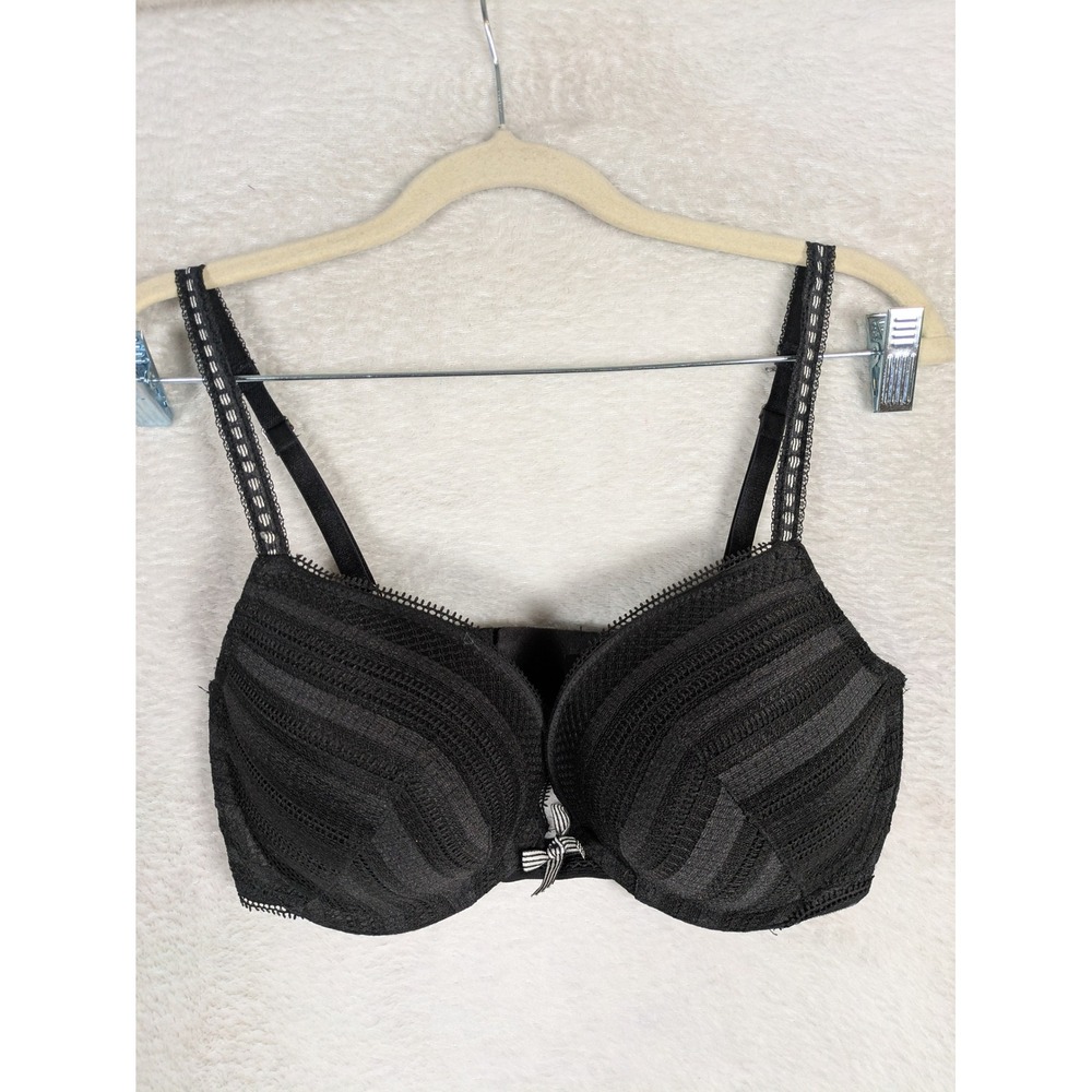 Victoria's Secret Push-Up Bra Women's 34DD Black Chevron Lace Eyelet Strap